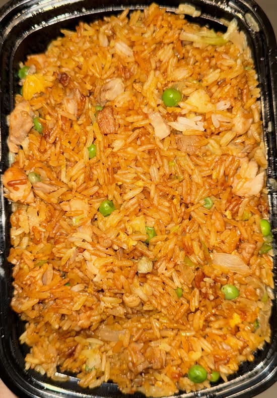 107. Diced Chicken Fried Rice 雞粒炒飯